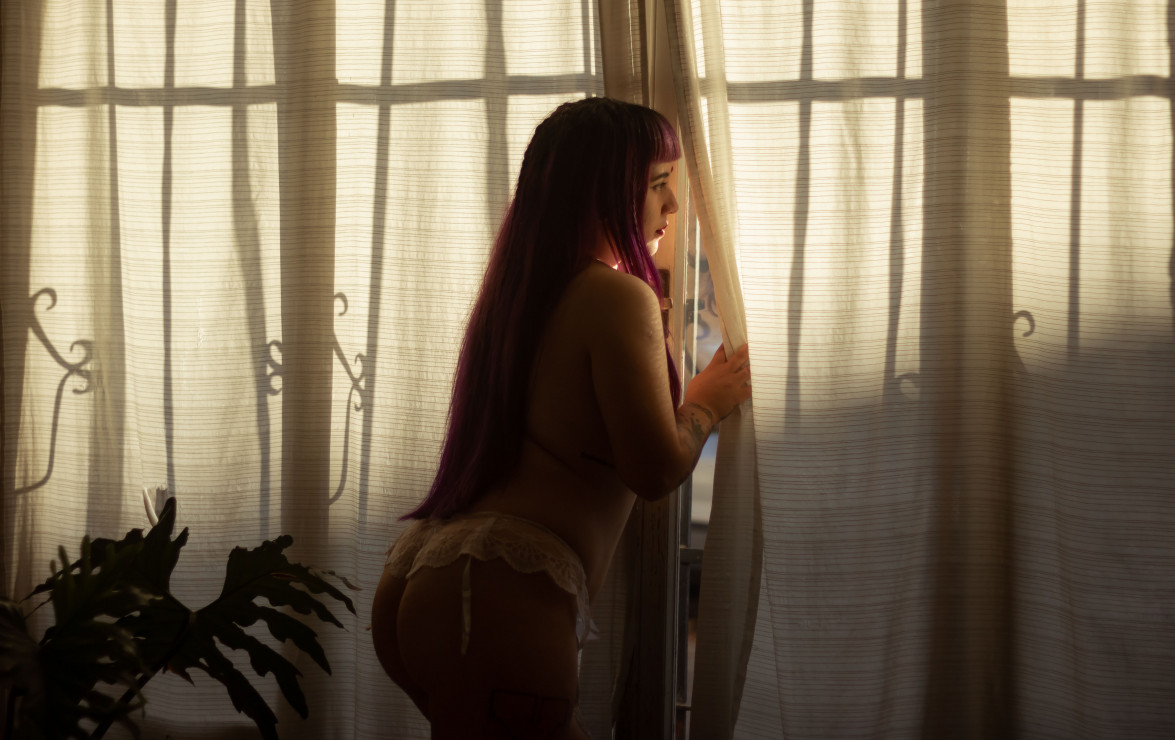 Who's that girl?